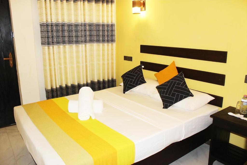 Amron Resort Sigirîya Extérieur photo