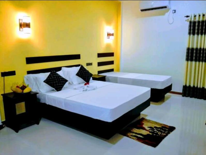 Amron Resort Sigirîya Extérieur photo