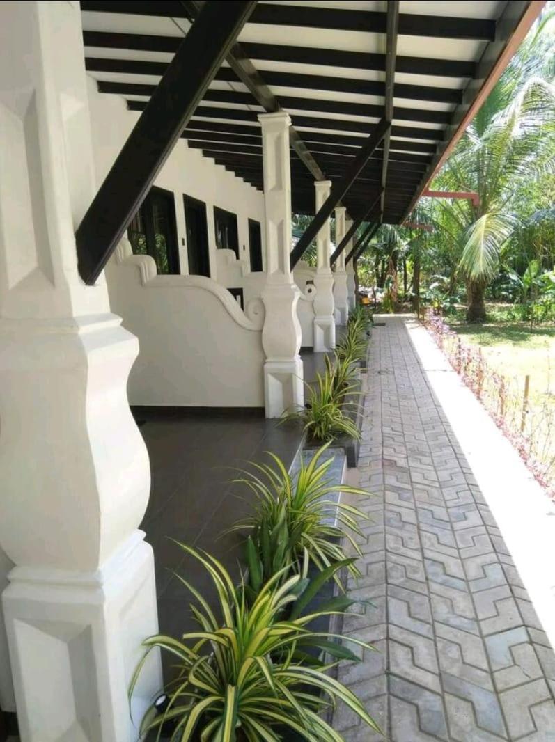 Amron Resort Sigirîya Chambre photo